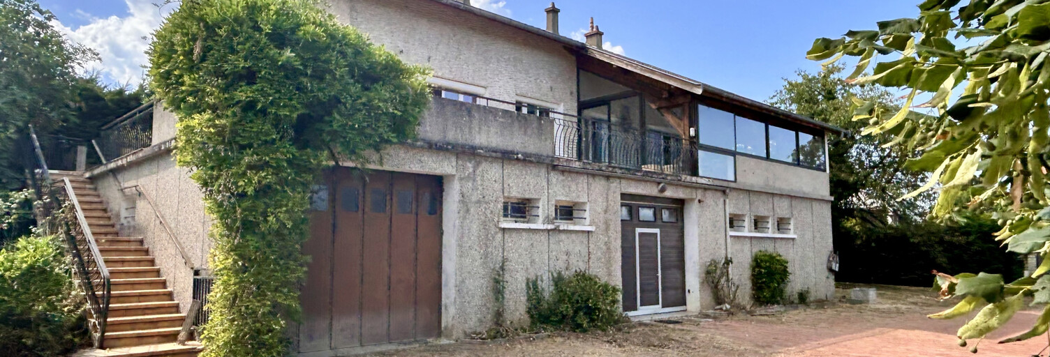 Maison 10 Pièces 230 m² à vendre à Anse (69480)