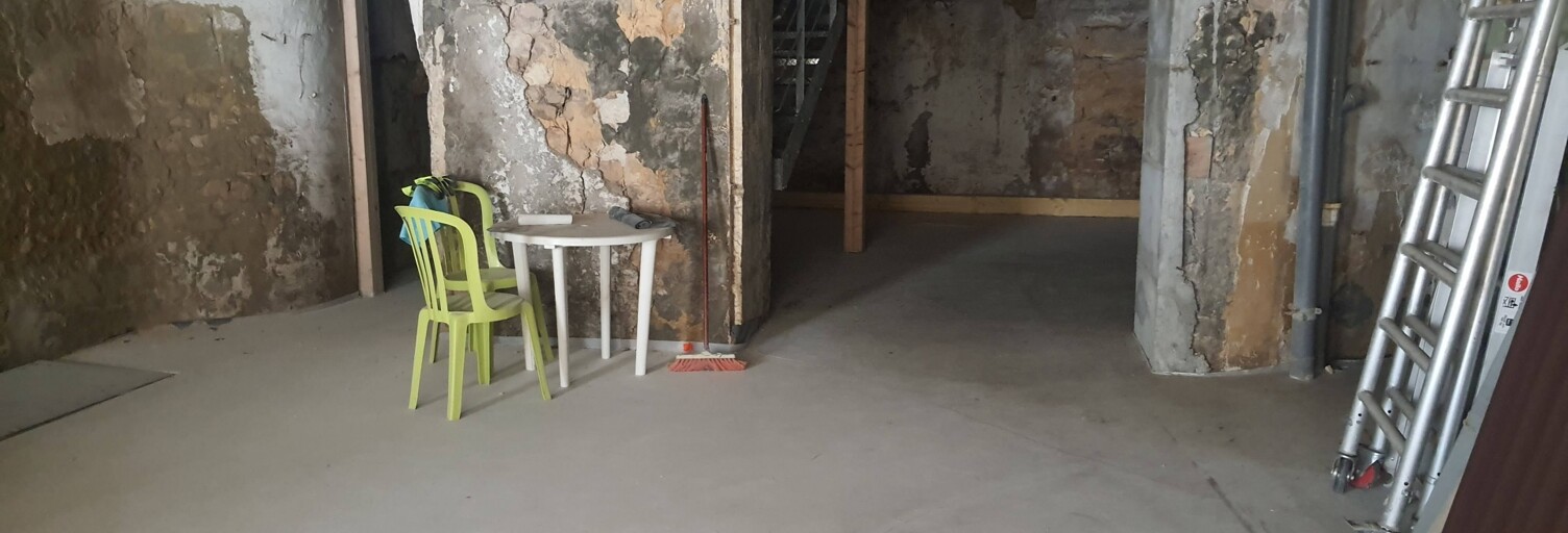 Maison 5 Pièces 300 m² à vendre à Saint-Jean-d'Angély (17400)