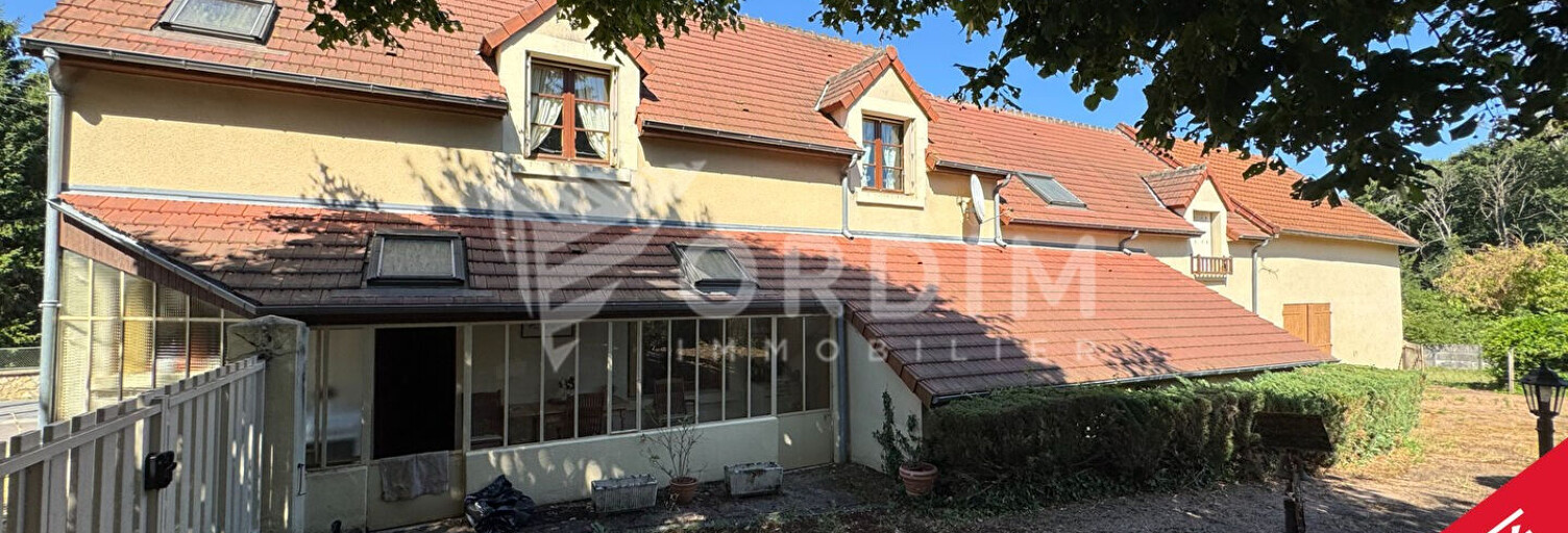 Maison 6 Pièces 225 m² à vendre à Cosne-Cours-sur-Loire (58200)
