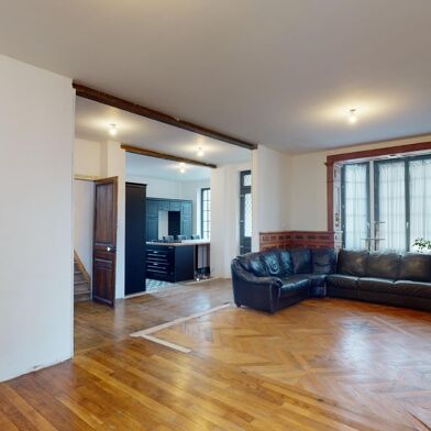 Maison 7 pièces 298000 €