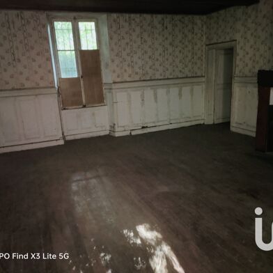 Maison 12 pièces 90000 €