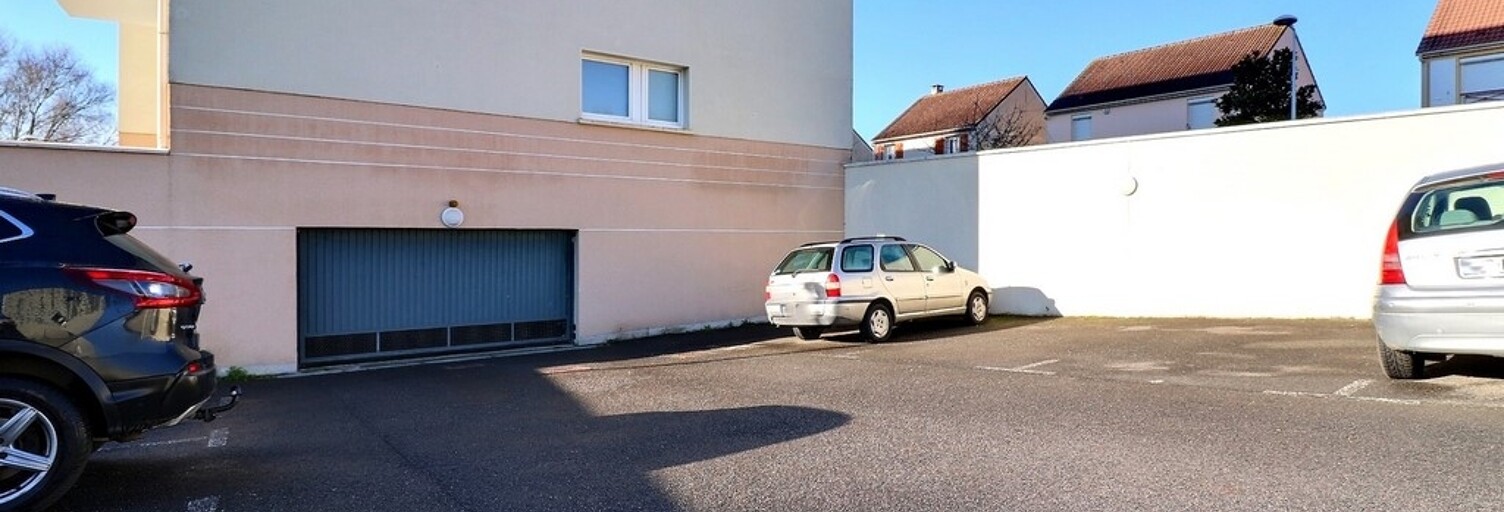 Garage  12 m² à vendre à Moissy-Cramayel (77550)
