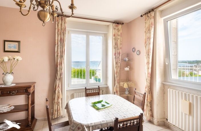 Maison en pierre de 7 pièces principales — photo 2