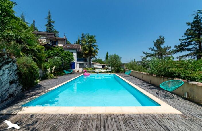Villa de 8 pièces principales — photo 2