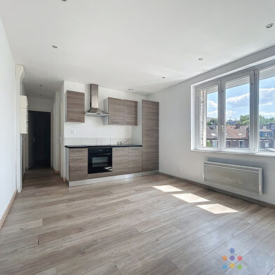 Appartement 4 pièces 187250 €