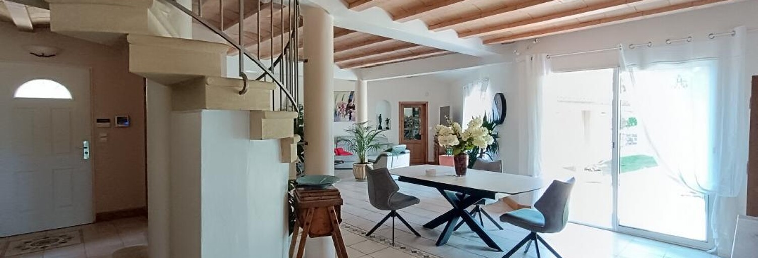 Maison 6 Pièces 203 m² à vendre à Uzès (30700)