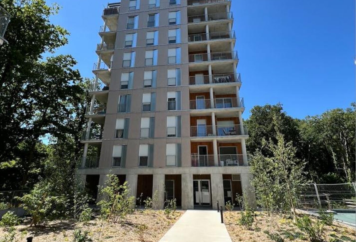 Appartement À Vendre — photo 1