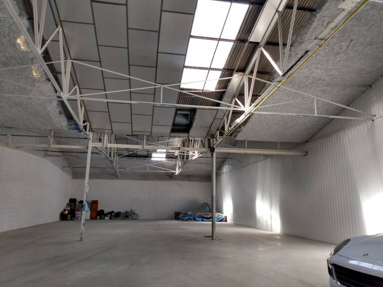 Dpt Isère (38)  Local industriel 610 M² A VENDRE — photo 1
