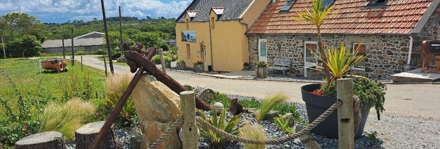 Maison 17 Pièces 261 m² à vendre à Roscanvel (29570)