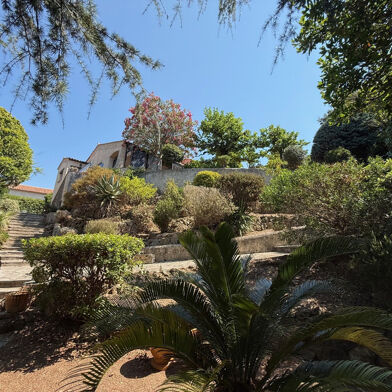 Maison 5 pièces 640000 €