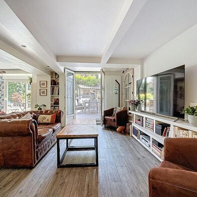 Maison 5 pièces 599000 €