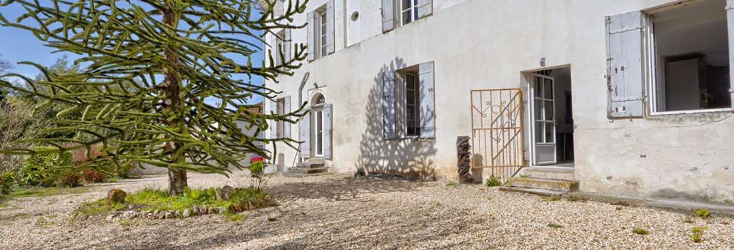 Maison 7 Pièces 347 m² à vendre à Saint-Martial-d'Artenset (24700)