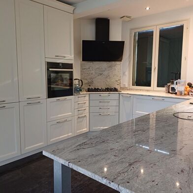 Maison 6 pièces 399000 €