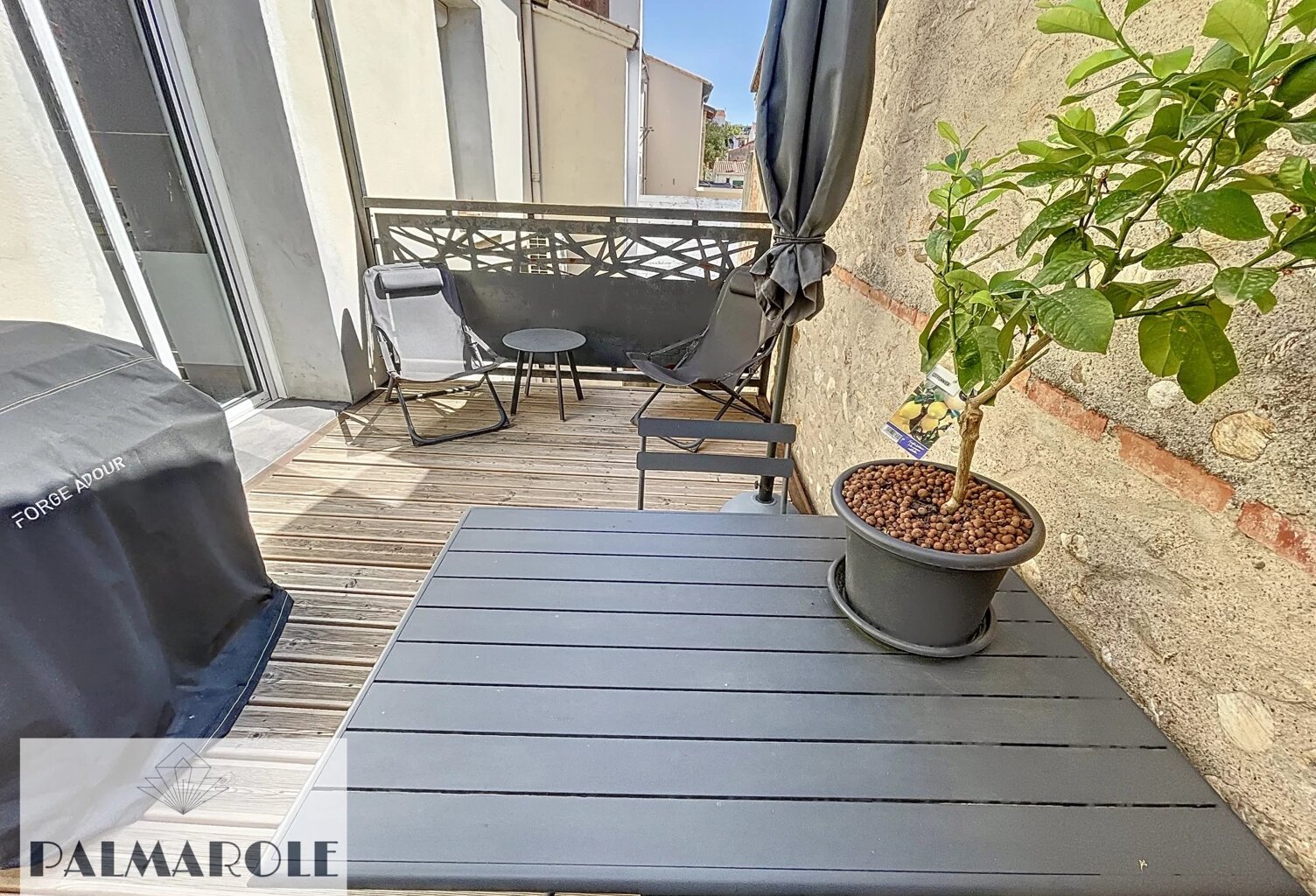 À Vendre – T3 rénové avec terrasse et balcons – Perpignan, proche Castillet — photo 1