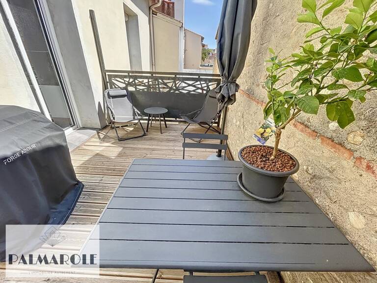 À Vendre – T3 rénové avec terrasse et balcons – Perpignan, proche Castillet — photo 1