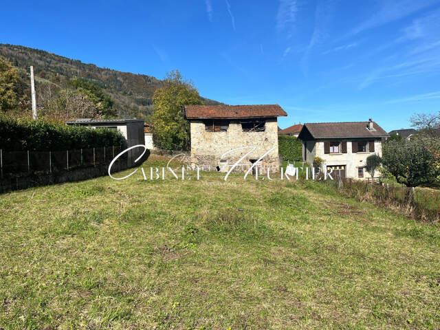 Terrain constructible — photo du bien