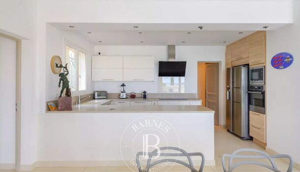 Propri&eacute;t&eacute; 8 pièces  à vendre La Ciotat 13600