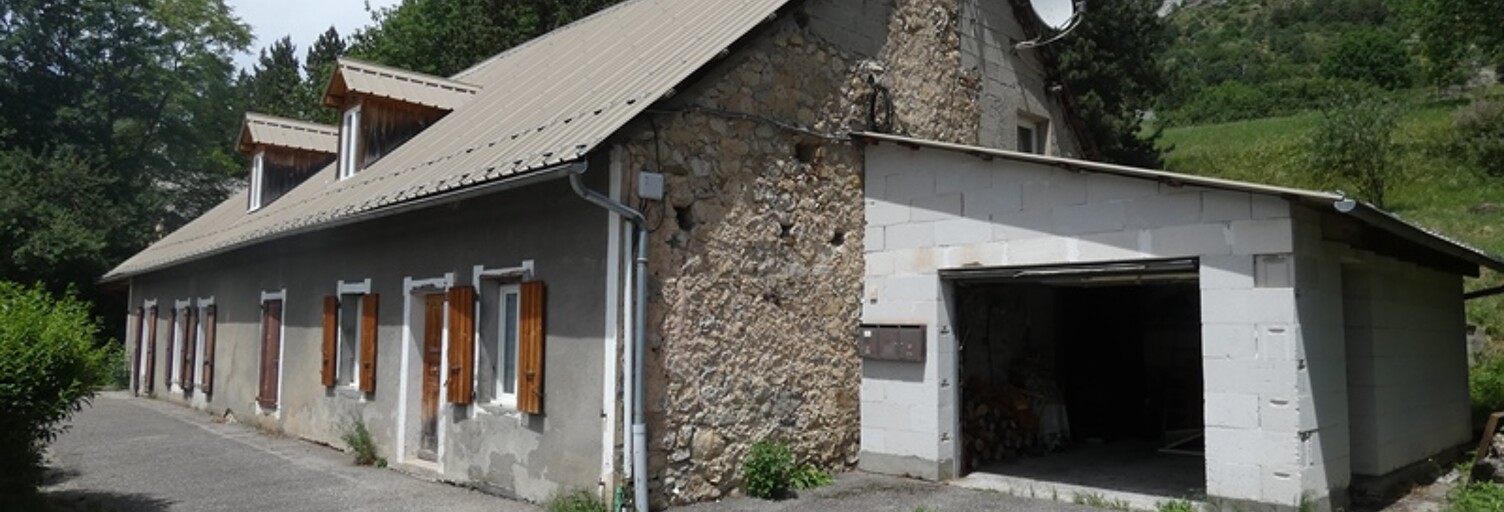 Maison 8 Pièces 211 m² à vendre à Le Dévoluy (05250)