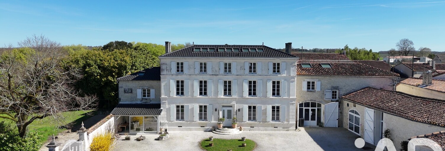 Maison 23 Pièces 940 m² à vendre à Jarnac (16200)