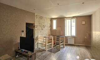 Immeuble  210 m² à vendre à La Couronne (16400)