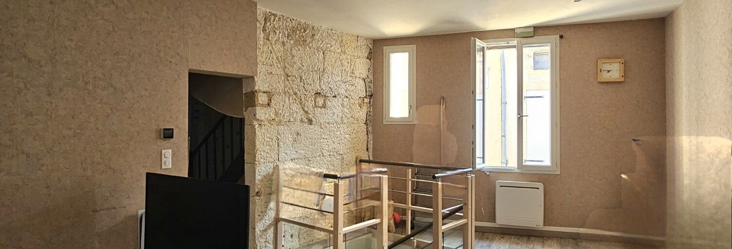 Immeuble  210 m² à vendre à La Couronne (16400)