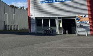 Commerce  300 m² à louer à Lons (64140)