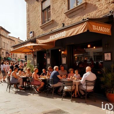 Commerce  242000 €