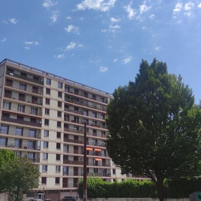 Appartement 5 pièces 174500 €