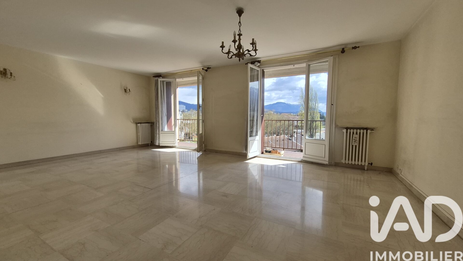 Grenoble - 117m² - 5p. - 4ch.
