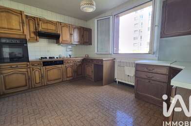 Appartement 5 pièces 171500 €