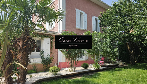 Villa / Maison 9 pièces  à vendre Villard-Bonnot 38190