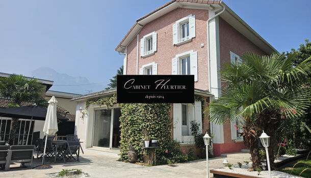 Villa / Maison 9 pièces  à vendre Villard-Bonnot 38190