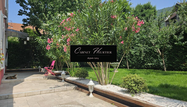 Villa / Maison 9 pièces  à vendre Villard-Bonnot 38190