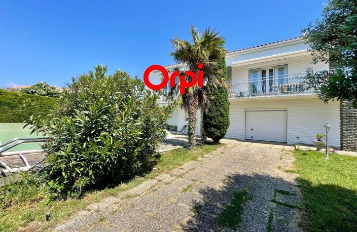 Maison à vendre ANGOULINS 224m² 5 chambres, 2 garages, Terrain 826m² — photo 2