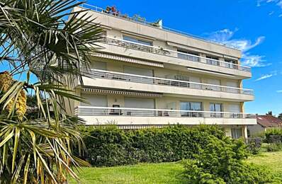 Appartement À Vendre — photo du bien
