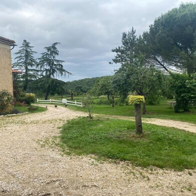 Maison 7 pièces 530000 €