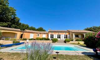 Maison 7 Pièces 198 m² à vendre à Lauris (84360)