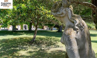 Maison 15 Pièces 500 m² à vendre à Saint-Cyr-sur-Mer (83270)