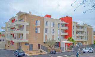 Garage  26 m² à vendre à Cagnes-sur-Mer (06800)