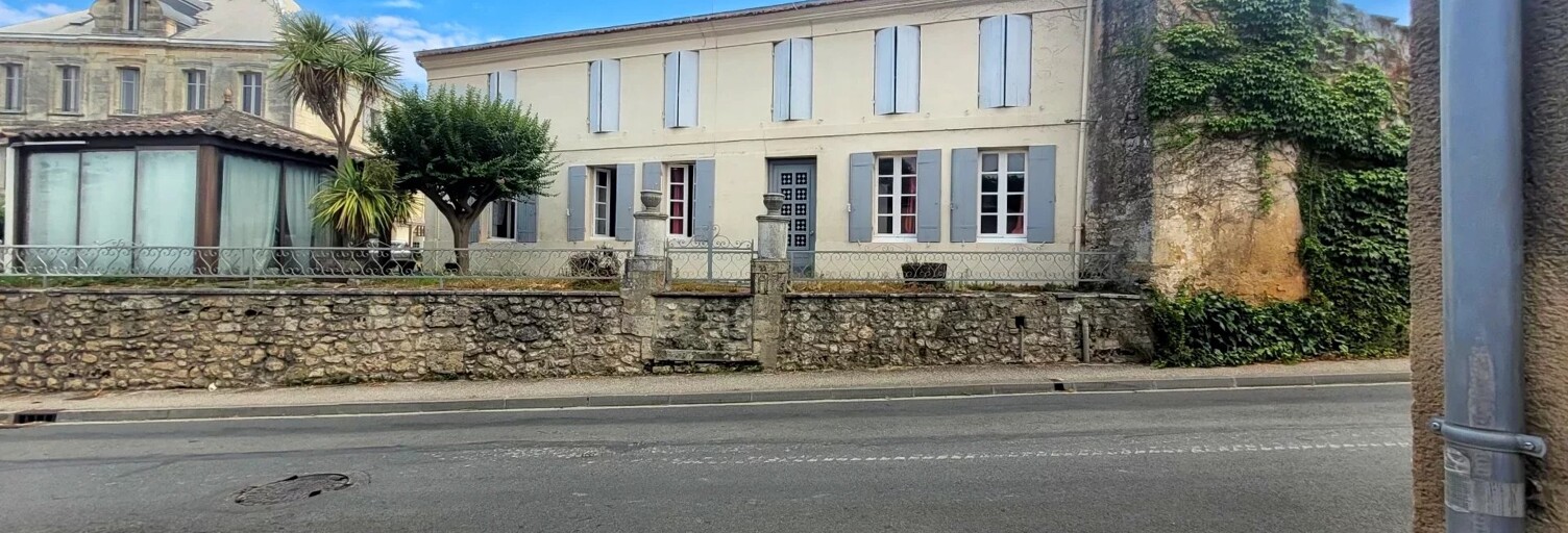 Maison 14 Pièces 230 m² à vendre à Plassac (33390)
