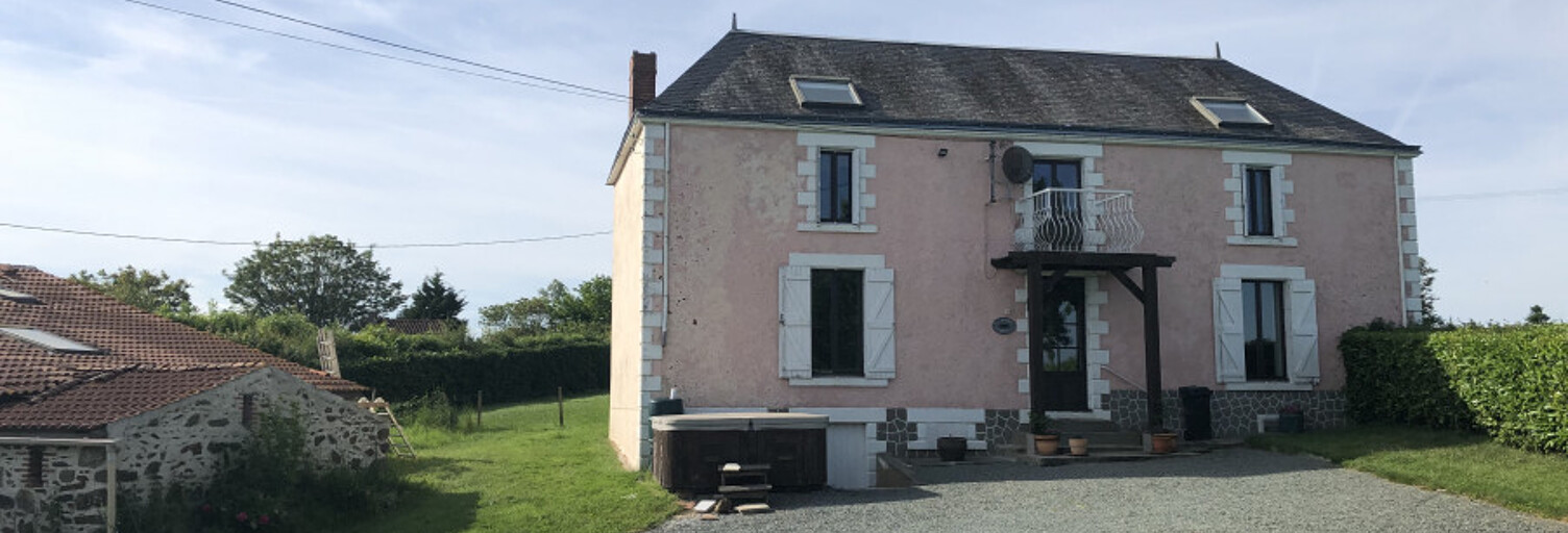 Maison 8 Pièces 195 m² à vendre à Pouzauges (85700)