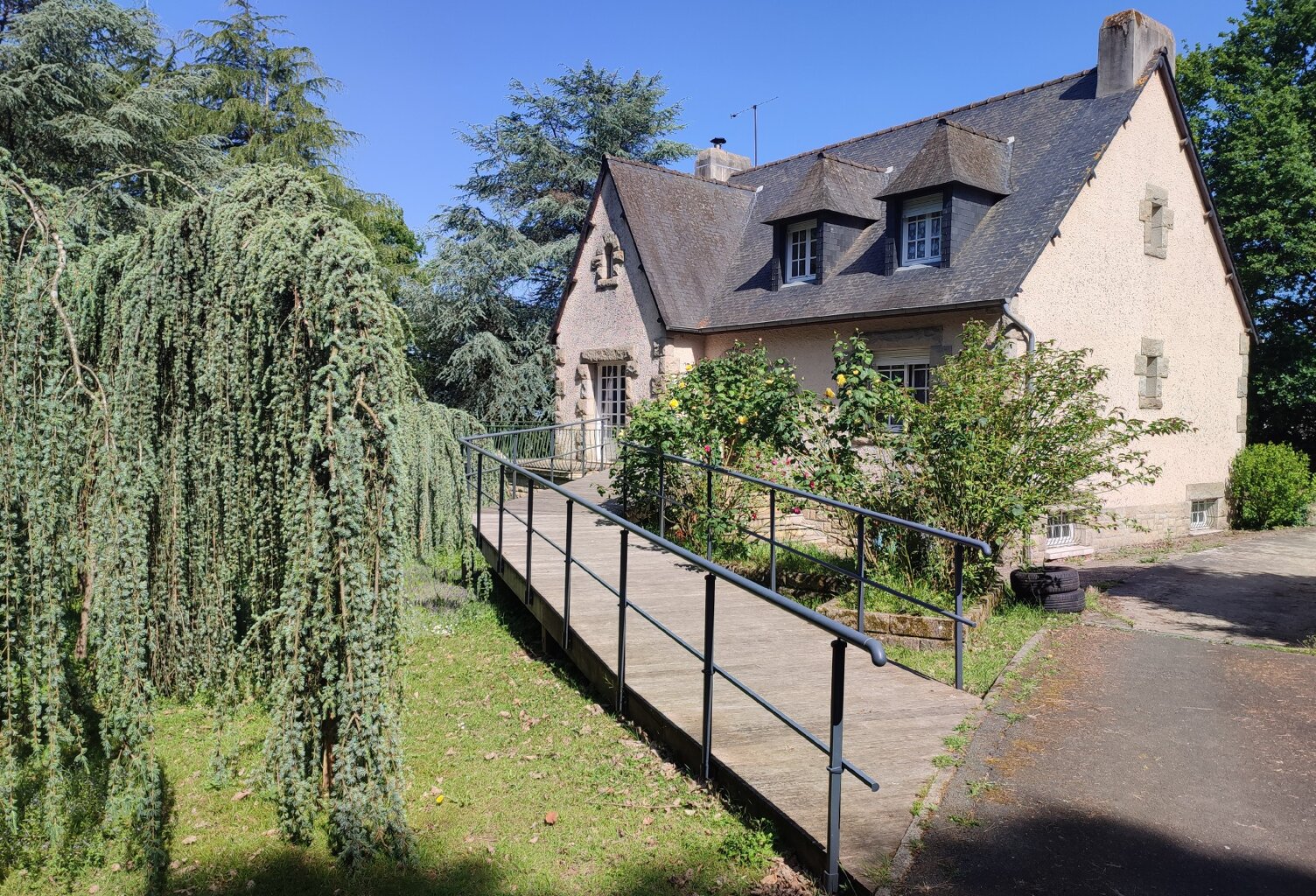 A VENDRE - SOQUET IMMOBILIER - EXCLUSIVITÉ - GUITTÉ — photo 1