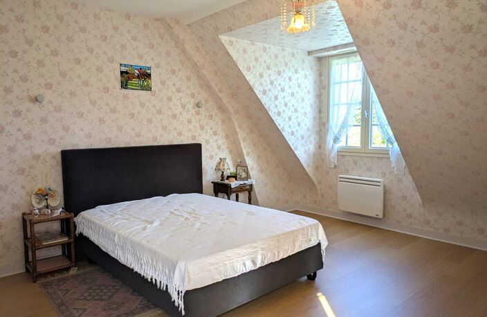 Vente maison 7 pièces 203 m² Sainte-Maure-de-Touraine (37800) — photo 2