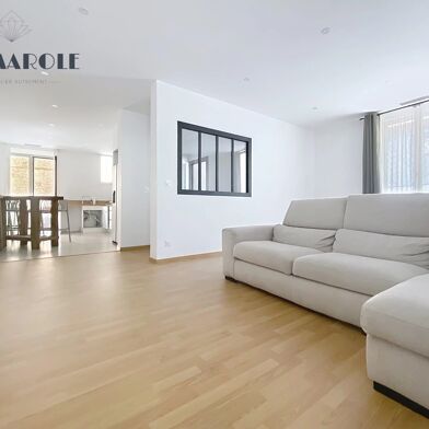 Appartement 3 pièces 296000 €