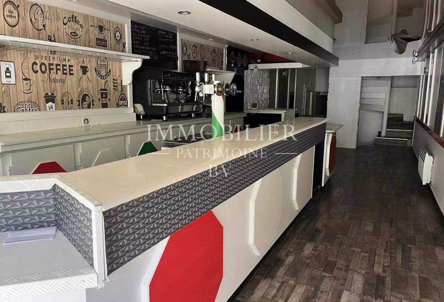 Local commercial — photo 1