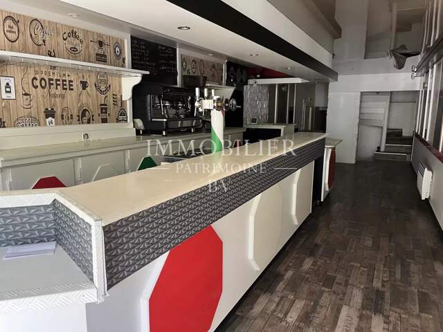 Local commercial — photo du bien
