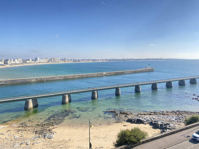 Appartement T3 traversant avec vue imprenable sur le chenal — photo du bien