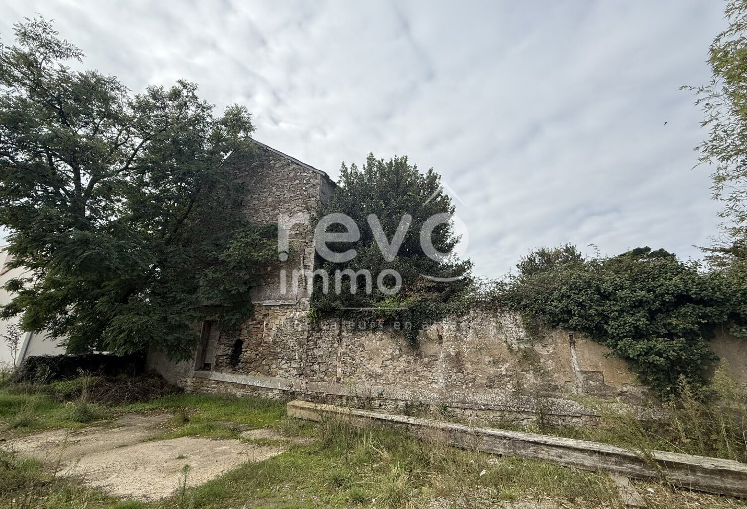 Grange — photo 1