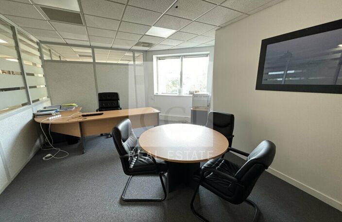 BUREAUX à LOUER — photo 5