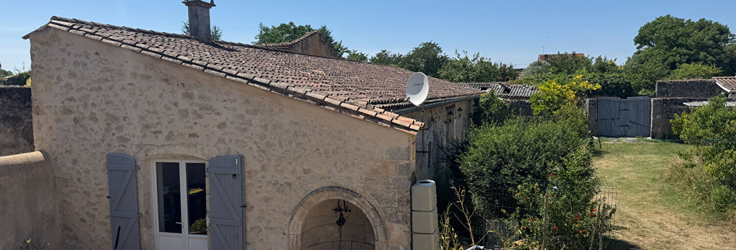 Maison 8 Pièces 220 m² à vendre à Blaye (33390)